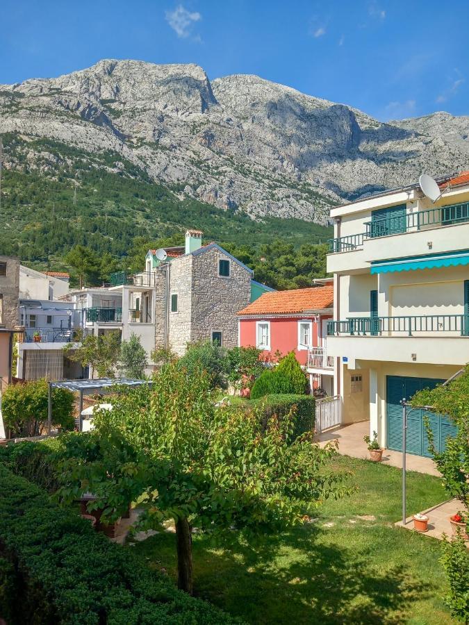 Baska Voda Apartments - Steps From The Beach, Free Parking, Central Location Екстериор снимка