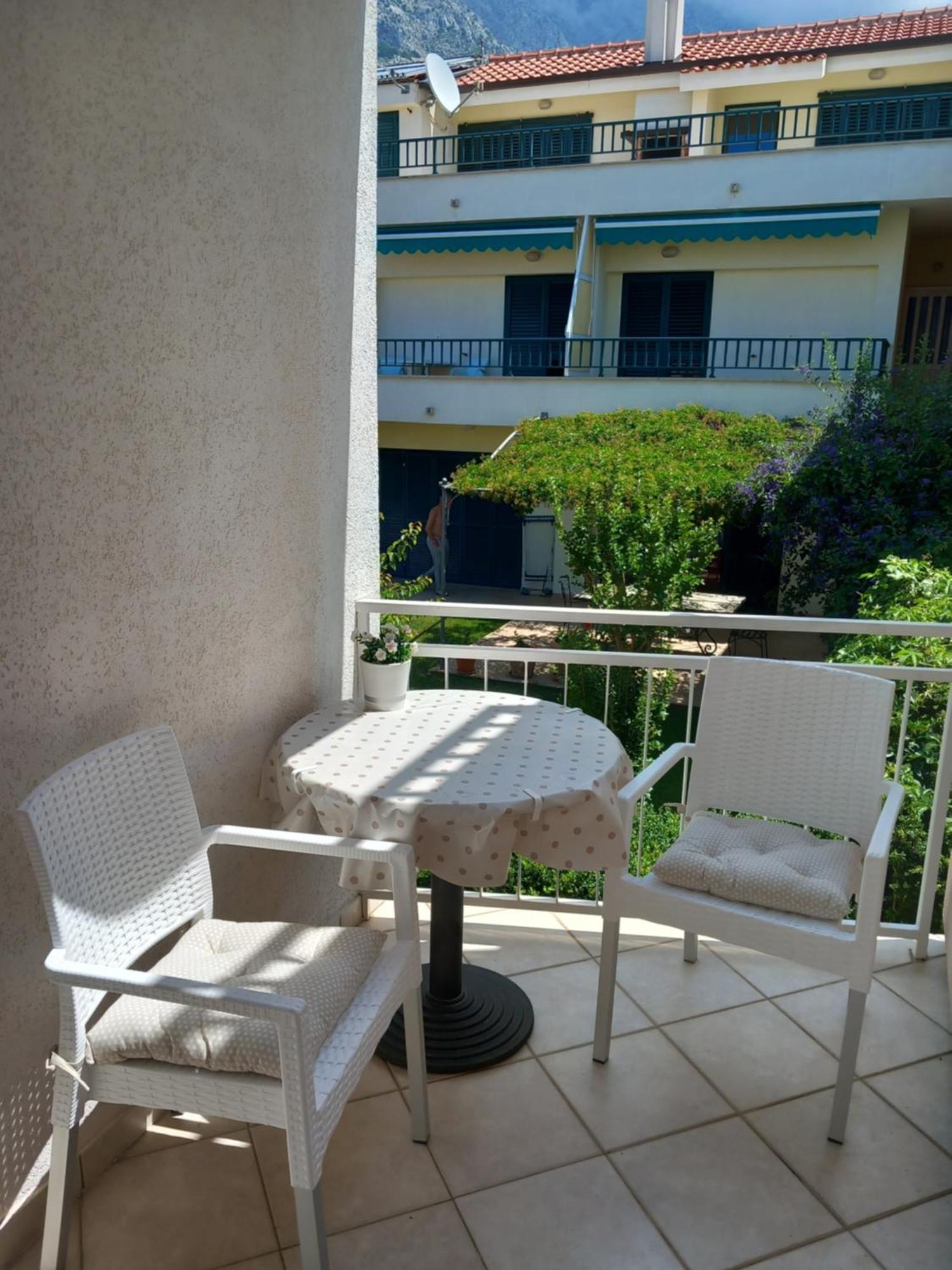 Baska Voda Apartments - Steps From The Beach, Free Parking, Central Location Стая снимка