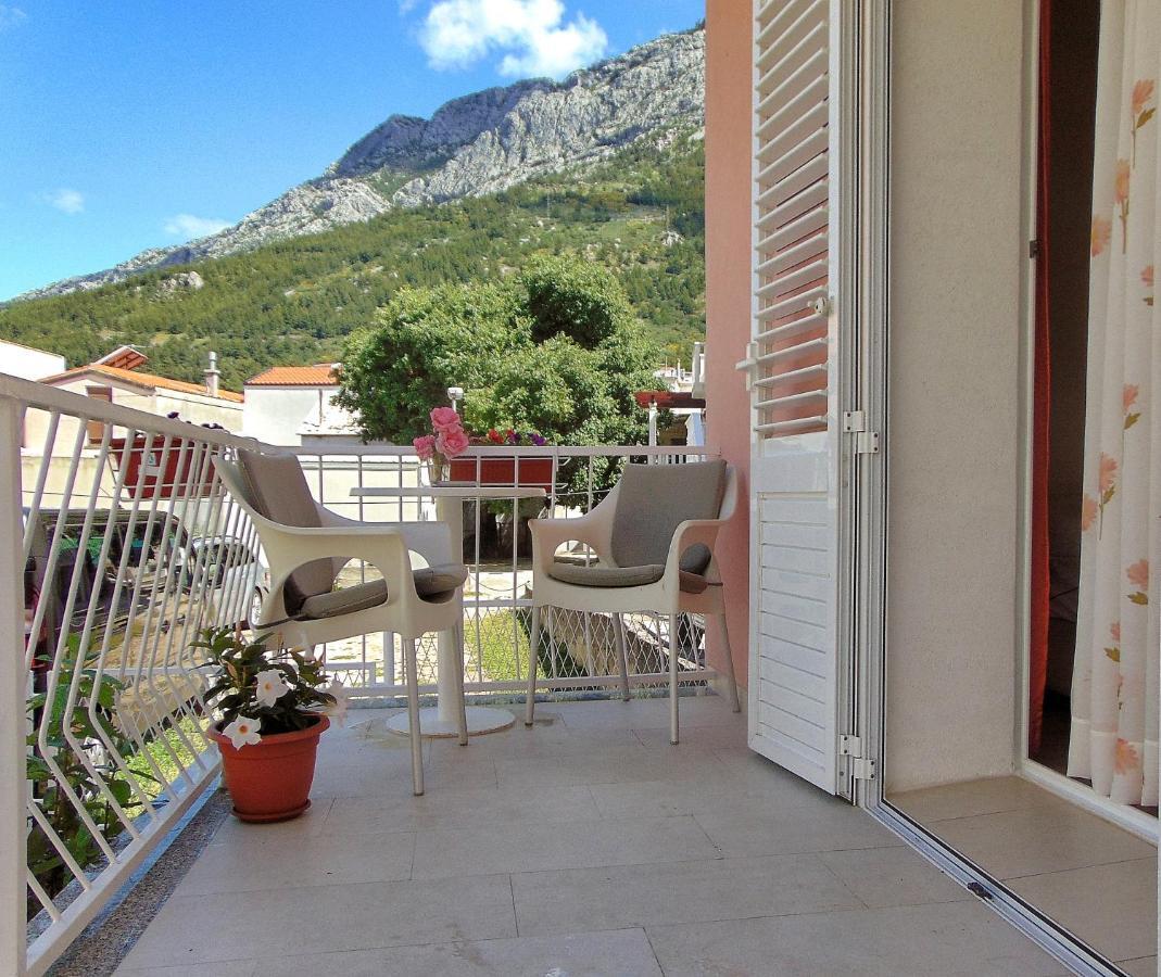 Baska Voda Apartments - Steps From The Beach, Free Parking, Central Location Екстериор снимка